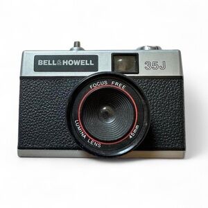 Bell & Howell 35J Silver & Black Focus-Free Camera 35mm film